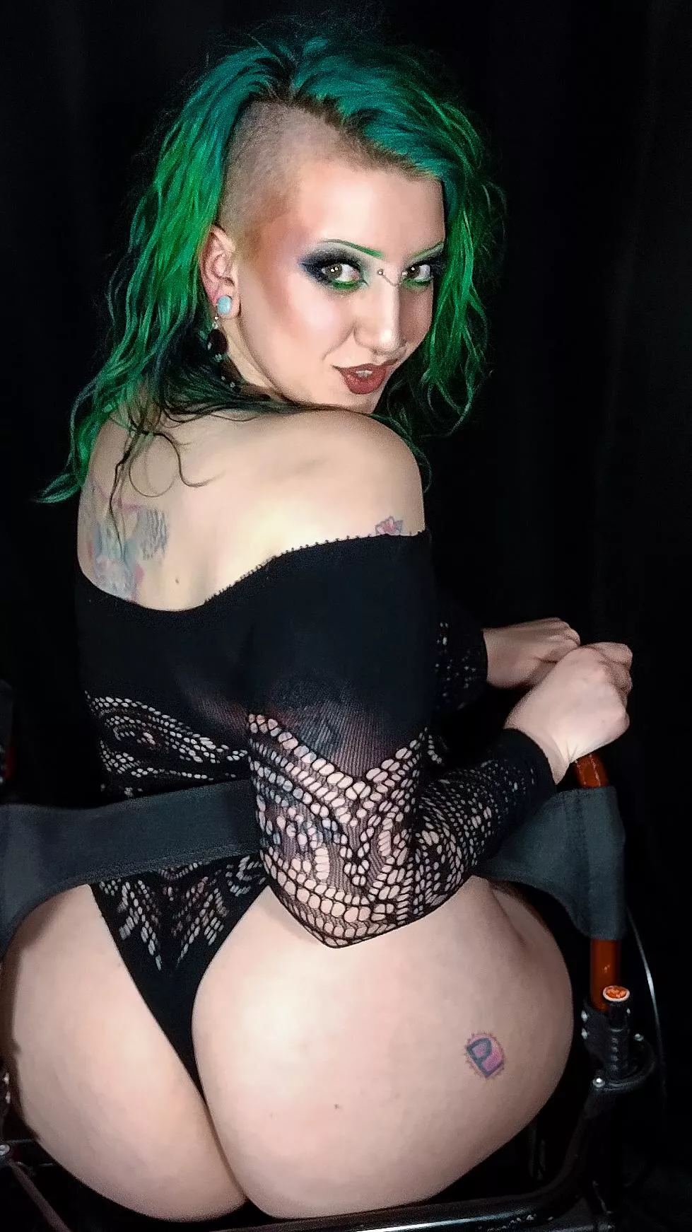 big ass, big heart, big need for ambulatory devices, but we're cruising! posted by sarah_succubus