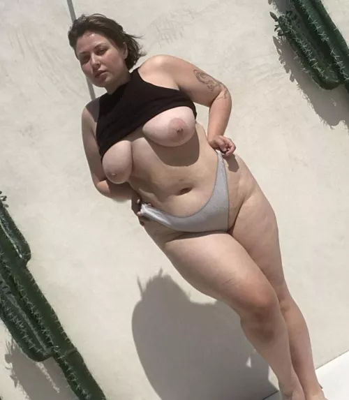 big tits and squishy thighs by _Ameriya_