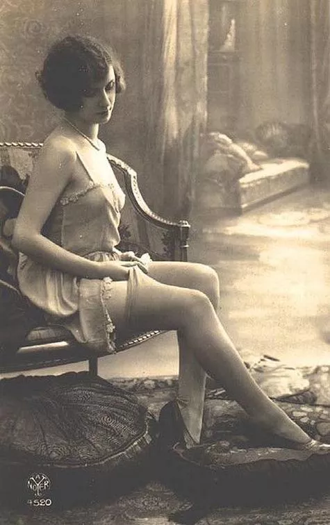 demure flapper posted by Mundane-Employer-719