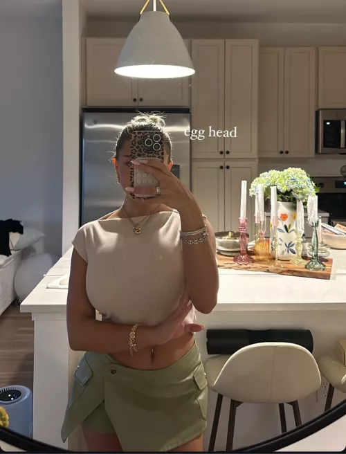 Egg Head by kentom1947