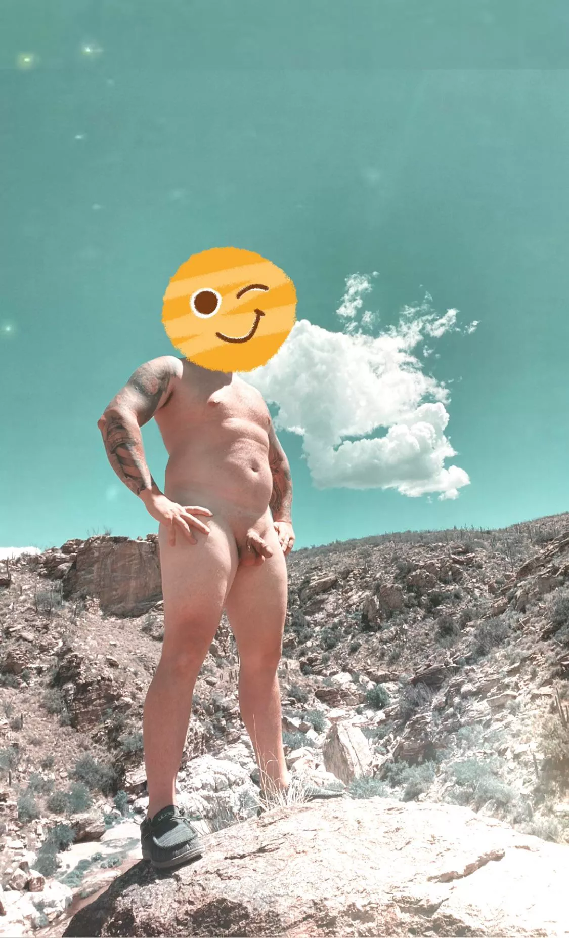 Fully enjoying the sun 🌞  posted by ExtraordinarilyAvrg