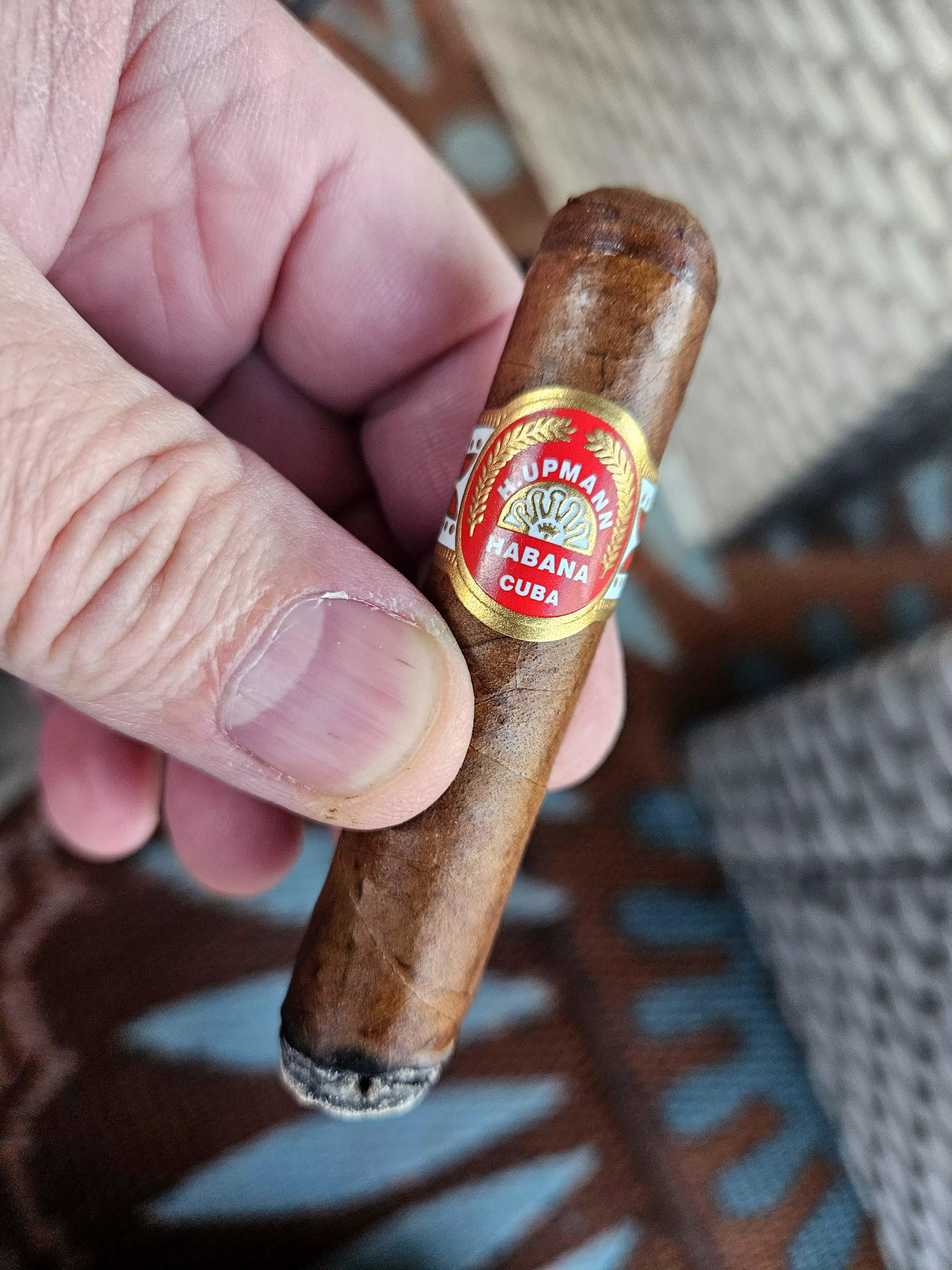 Fun little half corona posted by Roodillon