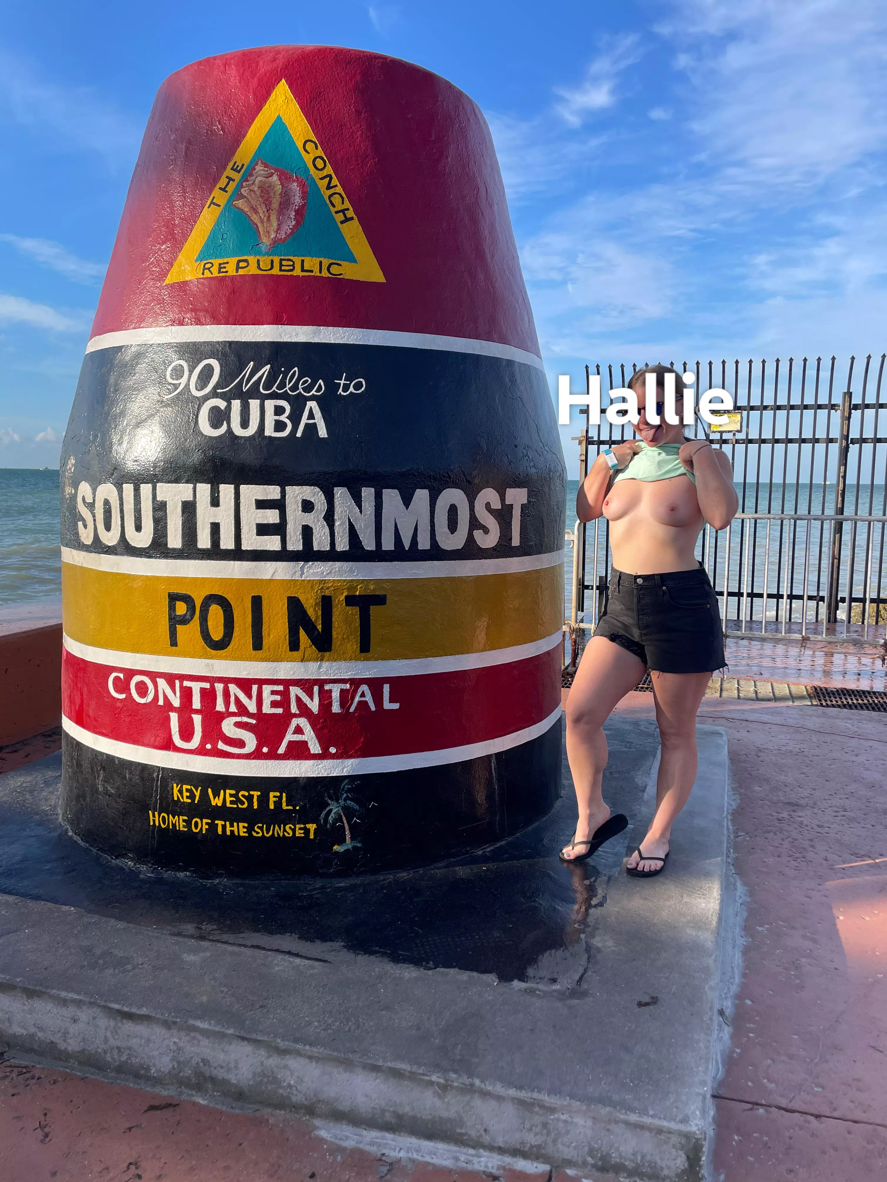 Giving al the dads a show  posted by HallieNextDoor