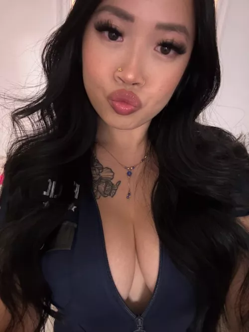 Hello all looking for by Zestyx_69