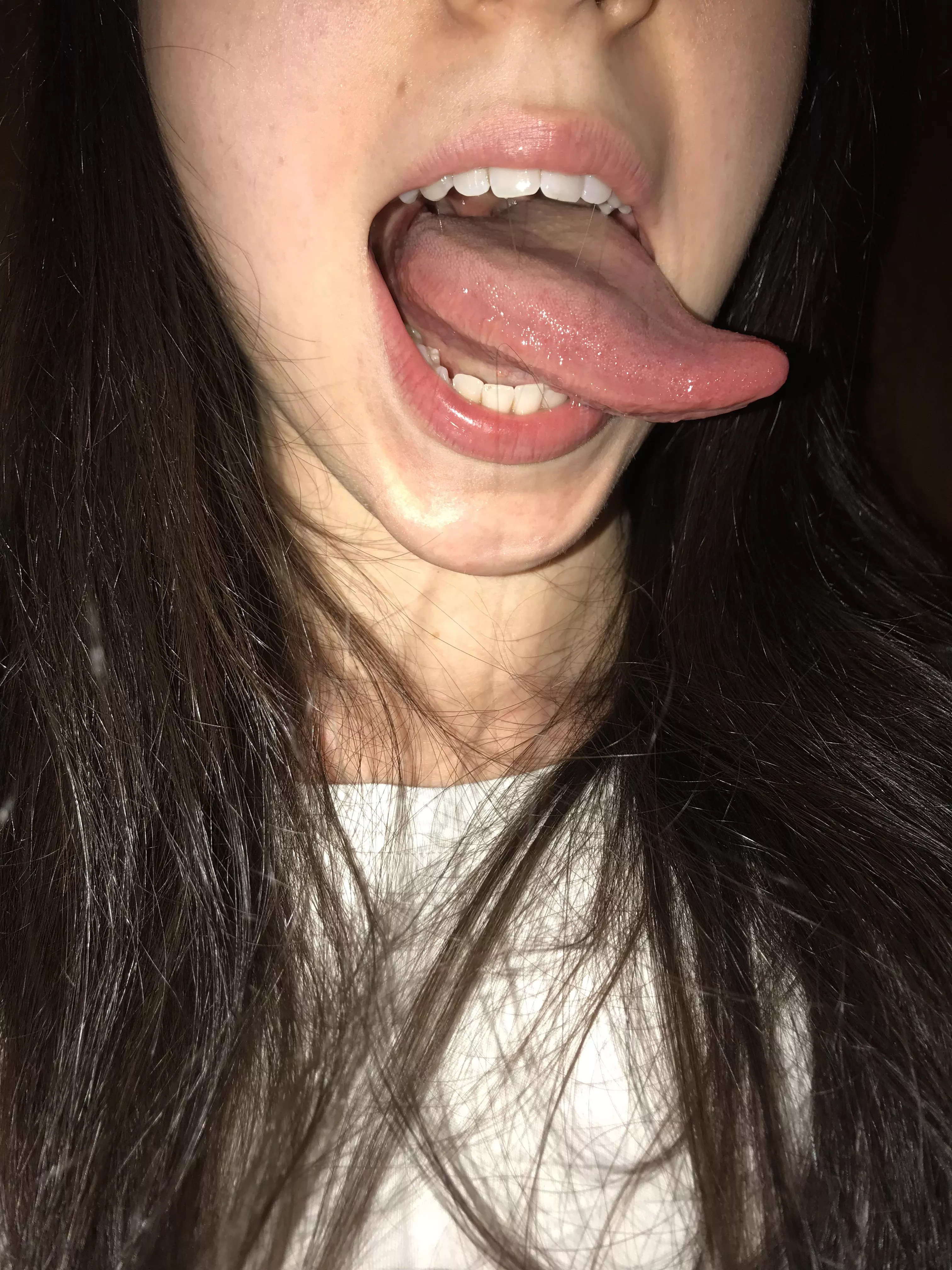 How much I love playing with my tongue 👅 posted by QueenMoonIsabel