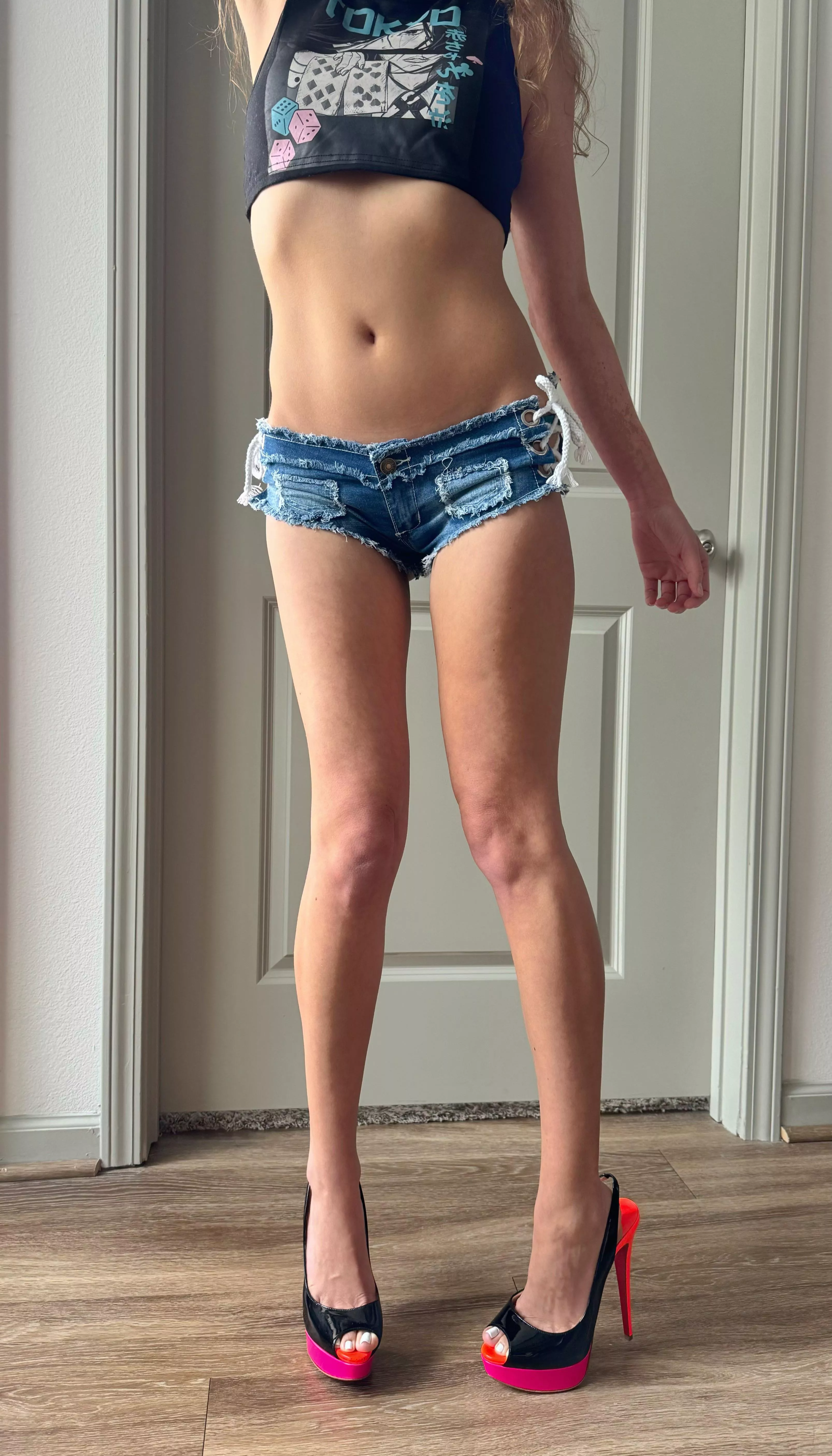 Kinda a slasher chick vibe 🤷‍♀️😜 posted by fxxt_candy