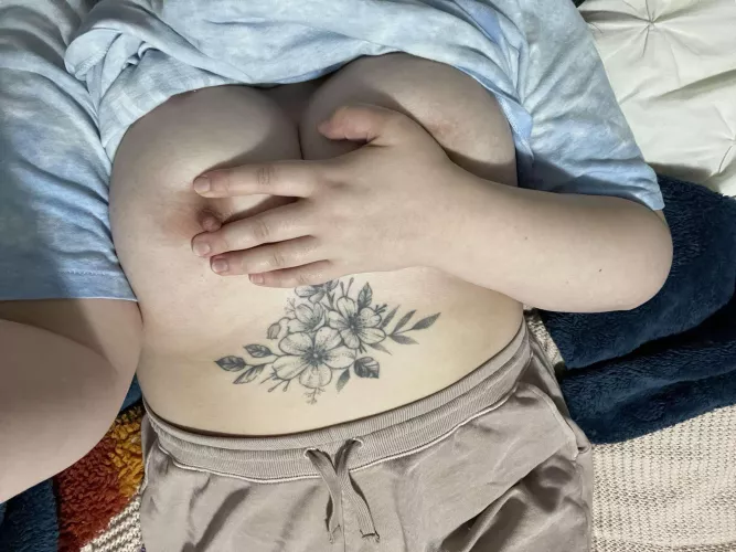 Should have used 2 hands to cover them 😋 by spicycanadiancouple