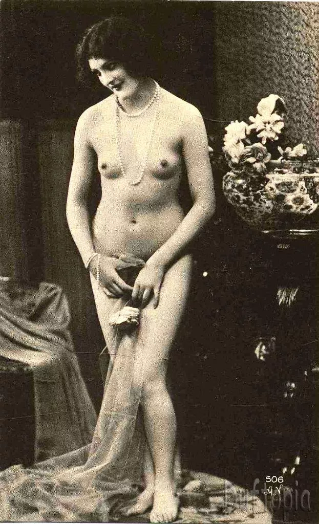 shy Edwardian posted by East_Side_Kink