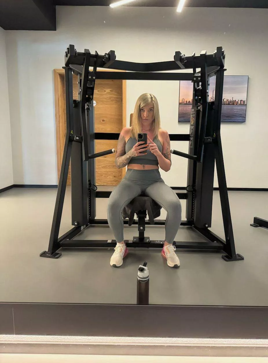 Time to crush it - again :) posted by Dianafit93