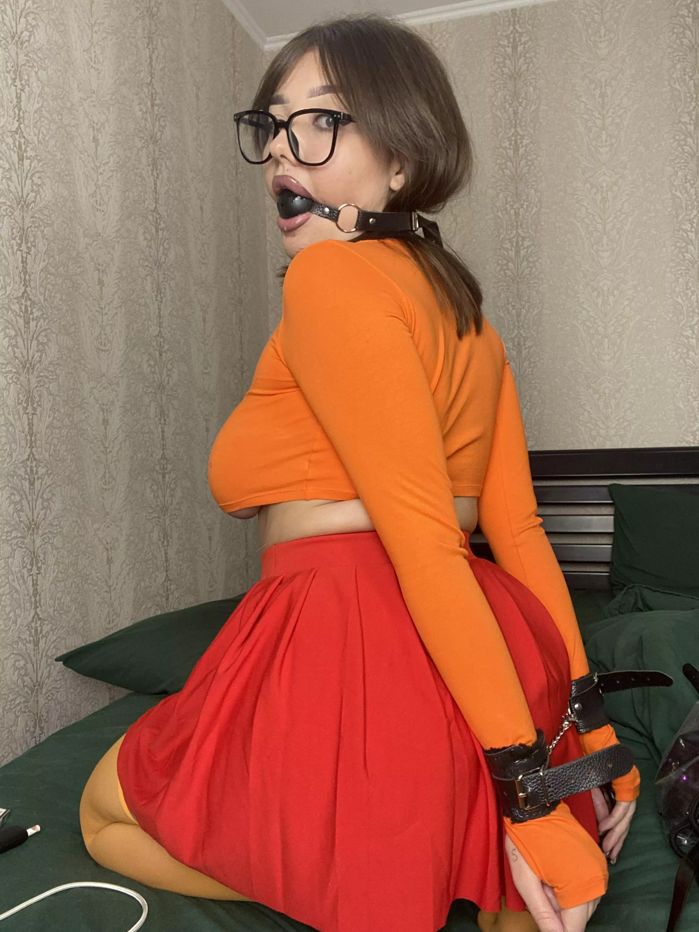 Velma got herself into another bad story [F] posted by AdorableDollLight