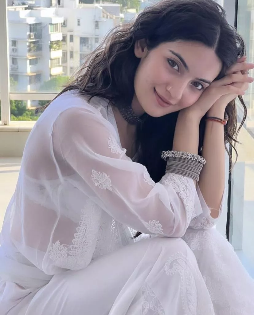 White on white posted by zaid8825