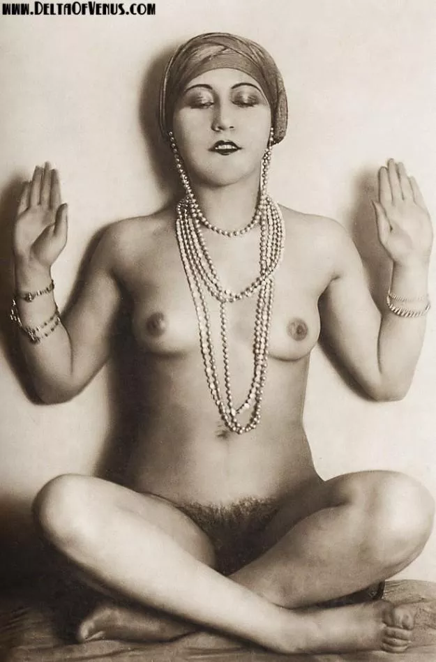 Ziegfeld Girl posted by East_Side_Kink