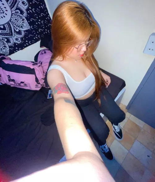 Dm @urmamiapple by avamansanas2000