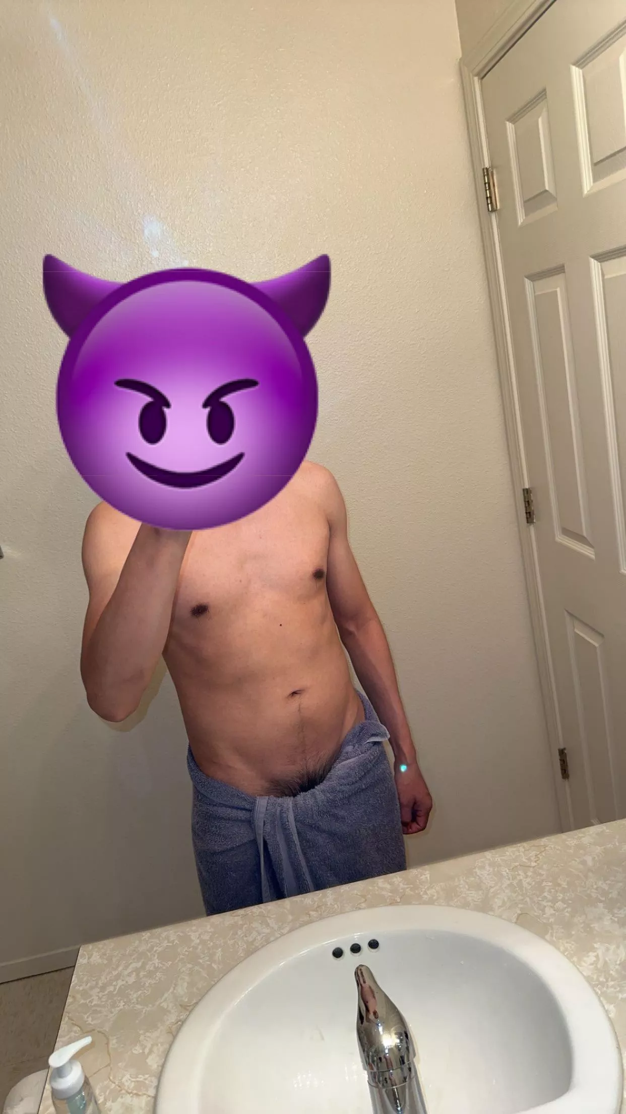 Fresh out of the shower  posted by Mack8088