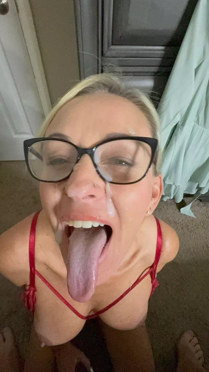 I’m glad I had eye protection on  posted by Holly_berry0121