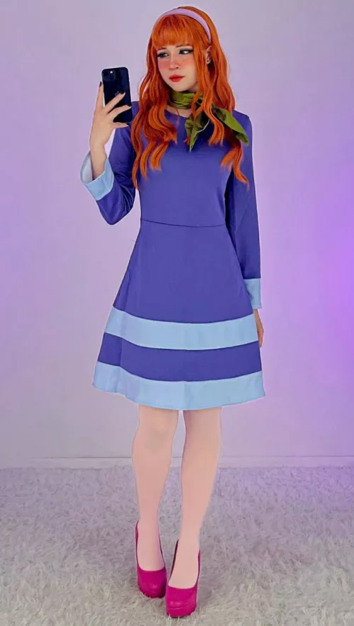 My Daphne Blake cosplay (Stella) by SthormyStar