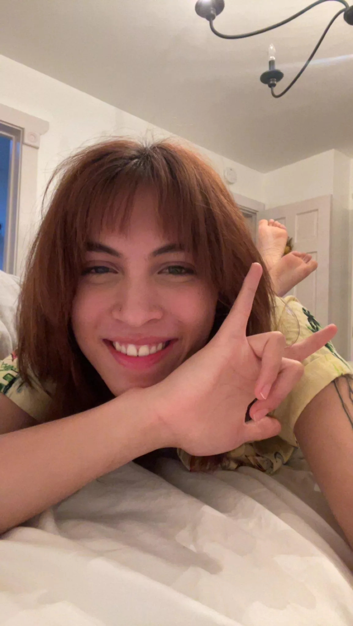 Soles say hey 👋🏼 posted by stellaswayze