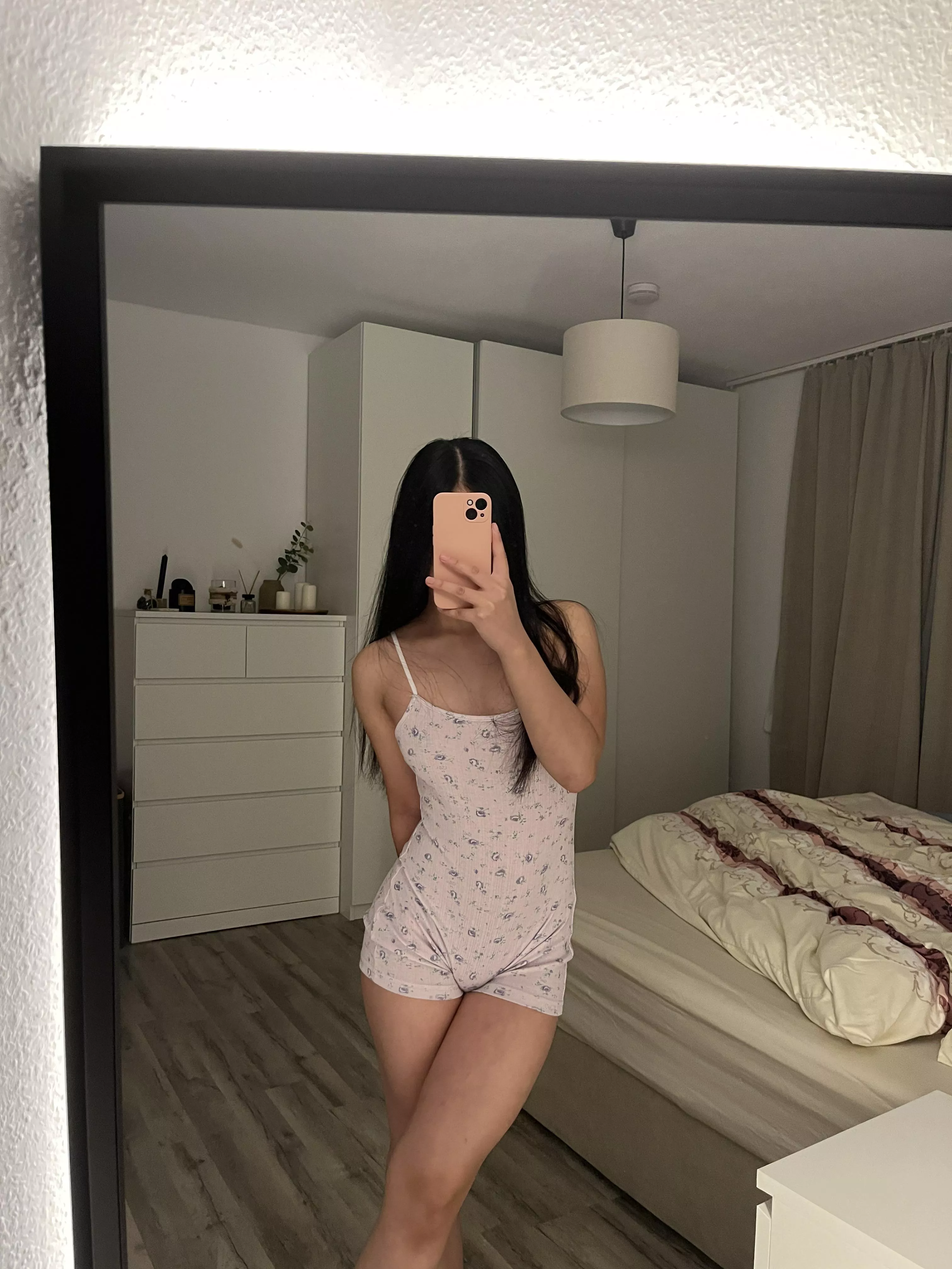 Sorry just ur average girl next door posted by pandakikii