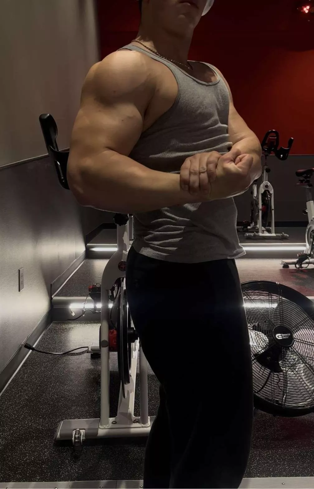 18  posted by blifts2