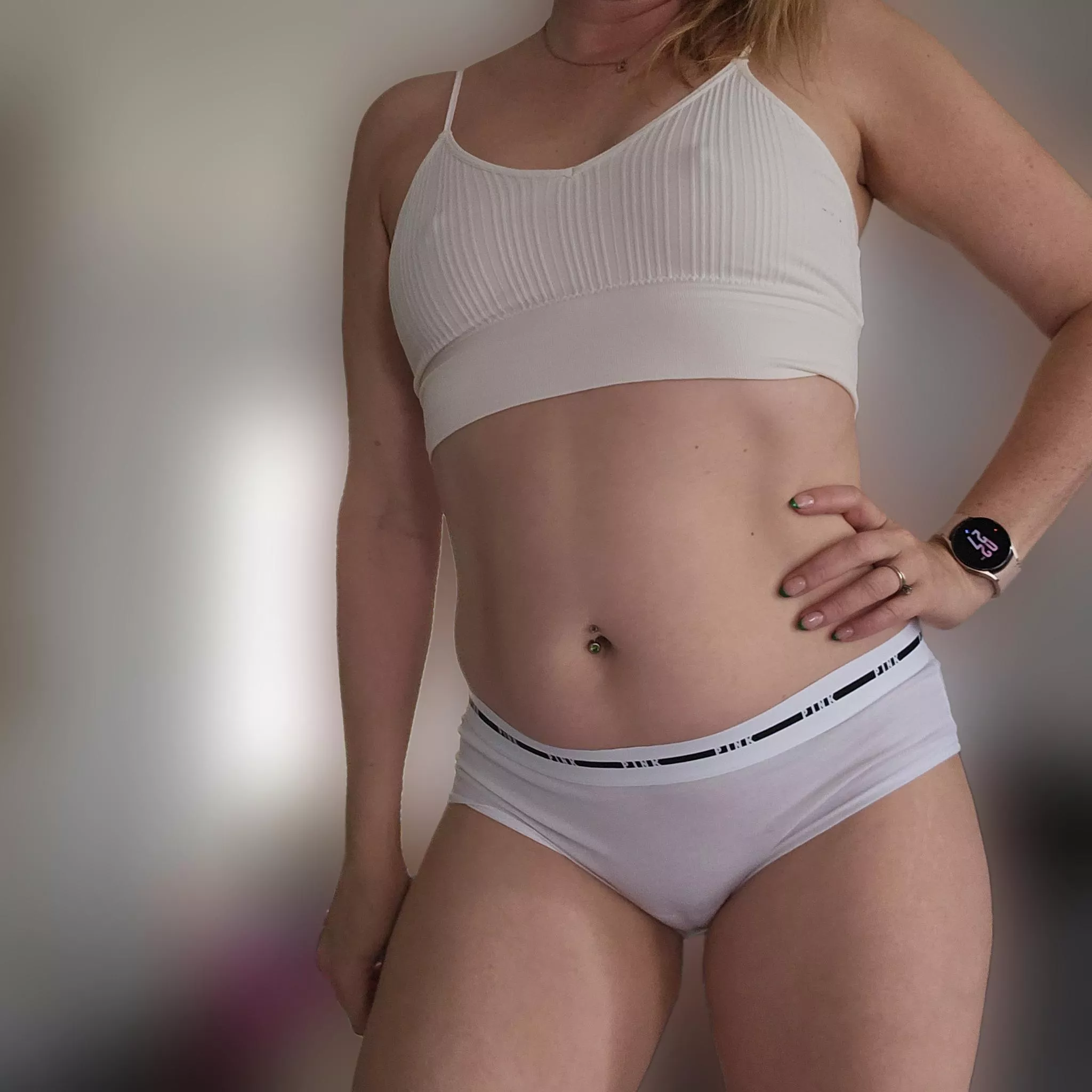 [41cpl4mf f m] always looking for new friends or playmates  posted by jcitycpl