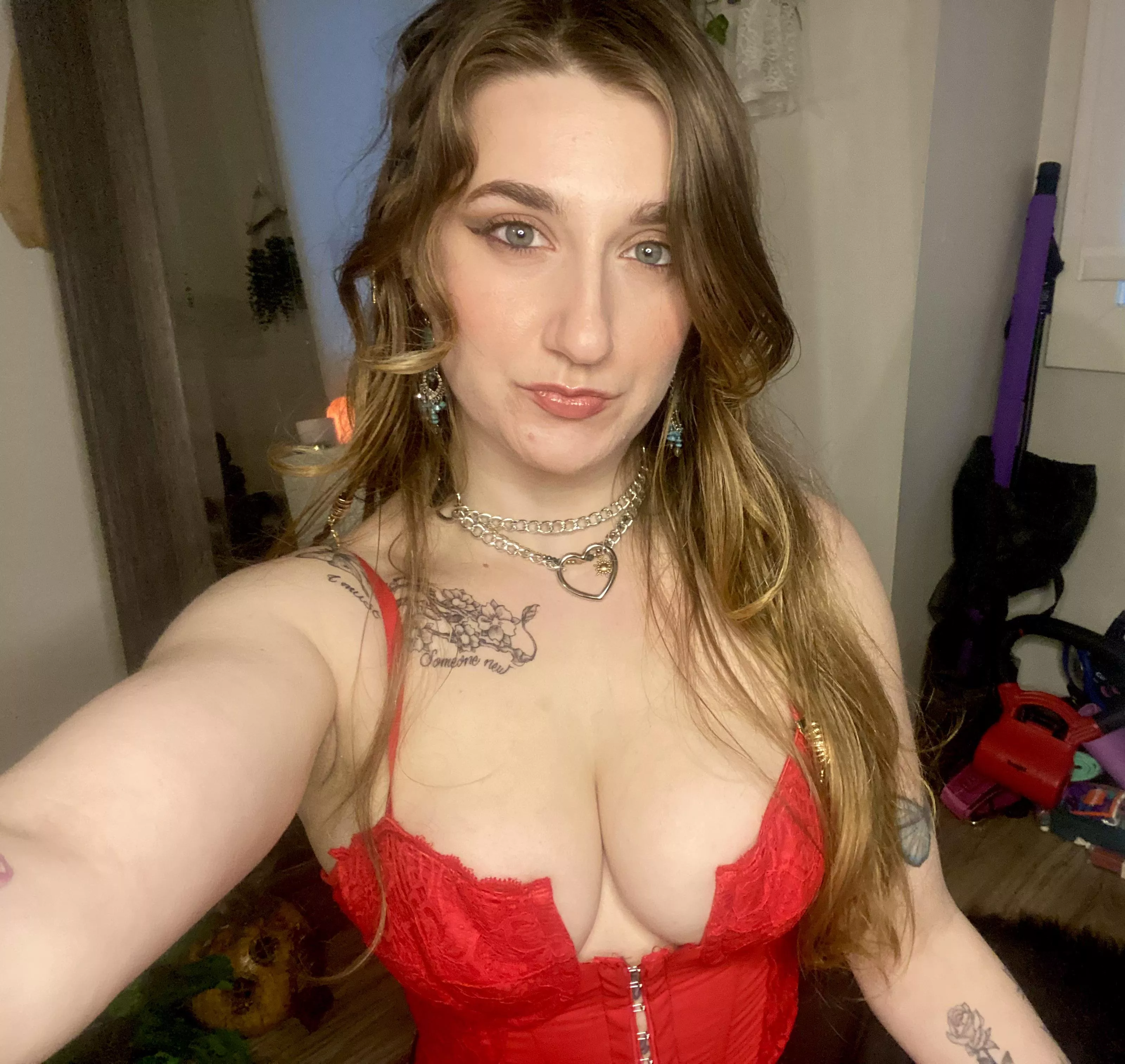 I hope you like how this top accentuates the girls!  posted by lasciviouslace