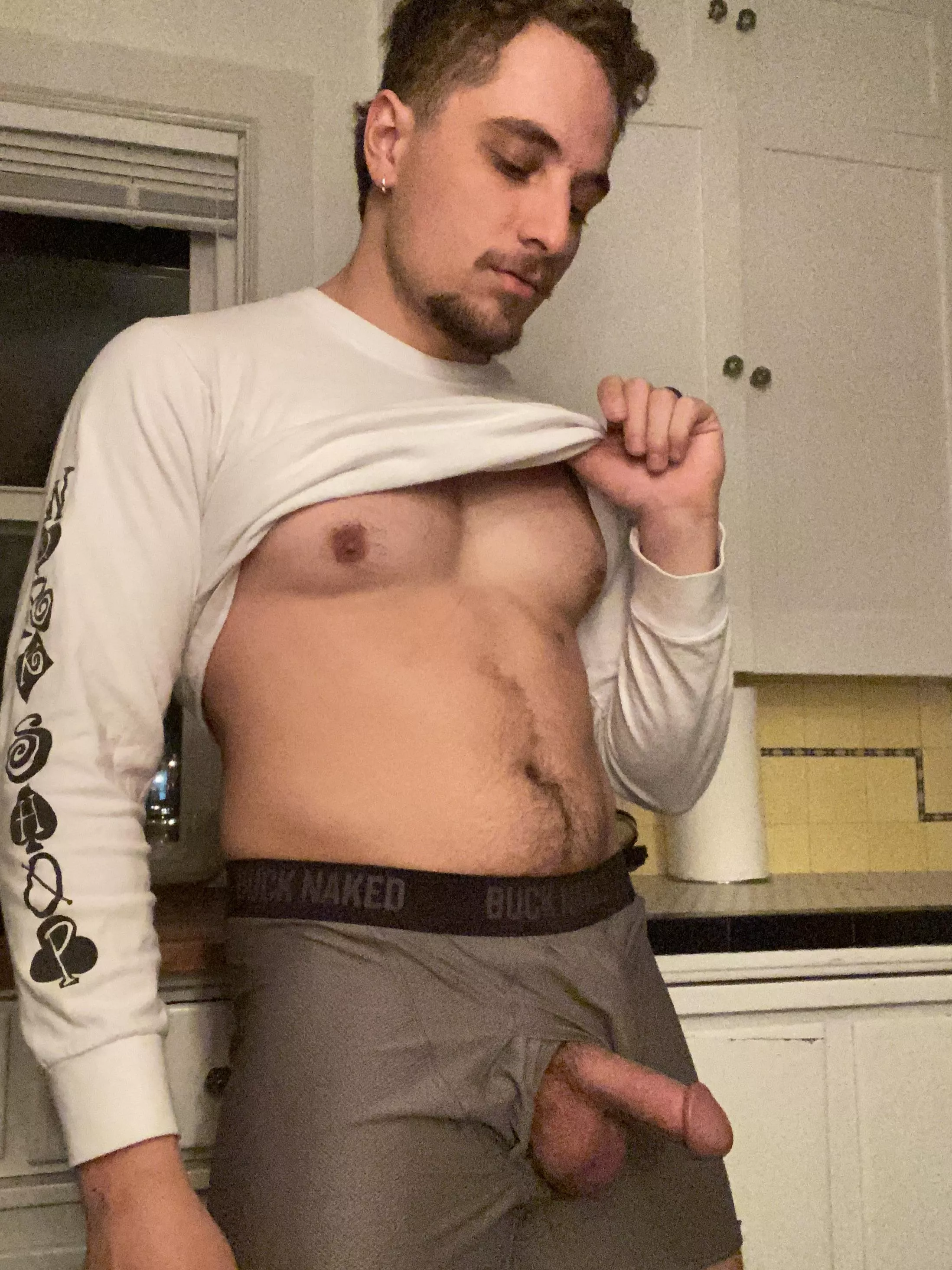 Taking nudes in the kitchen again 🤷‍♀️ posted by TomatoSouth8815