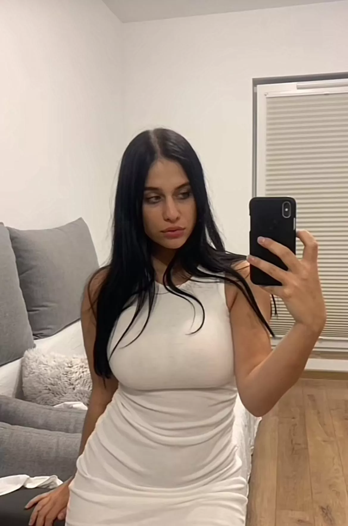 White top posted by FlashyIllustrator738