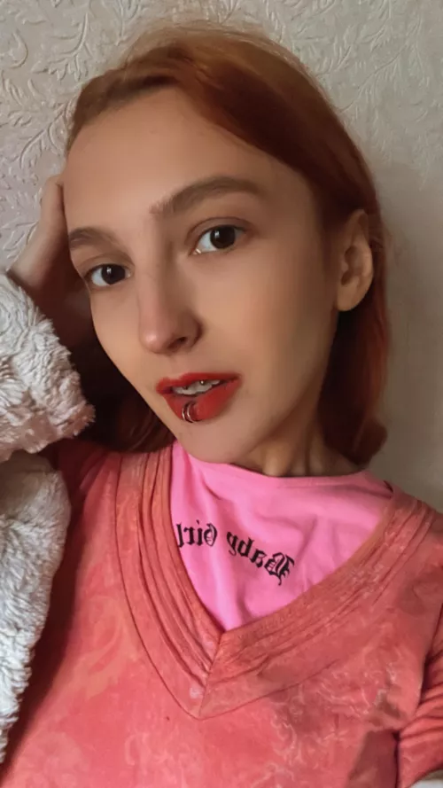 hi , my first post here 🥰 by FeelingNecessary9413