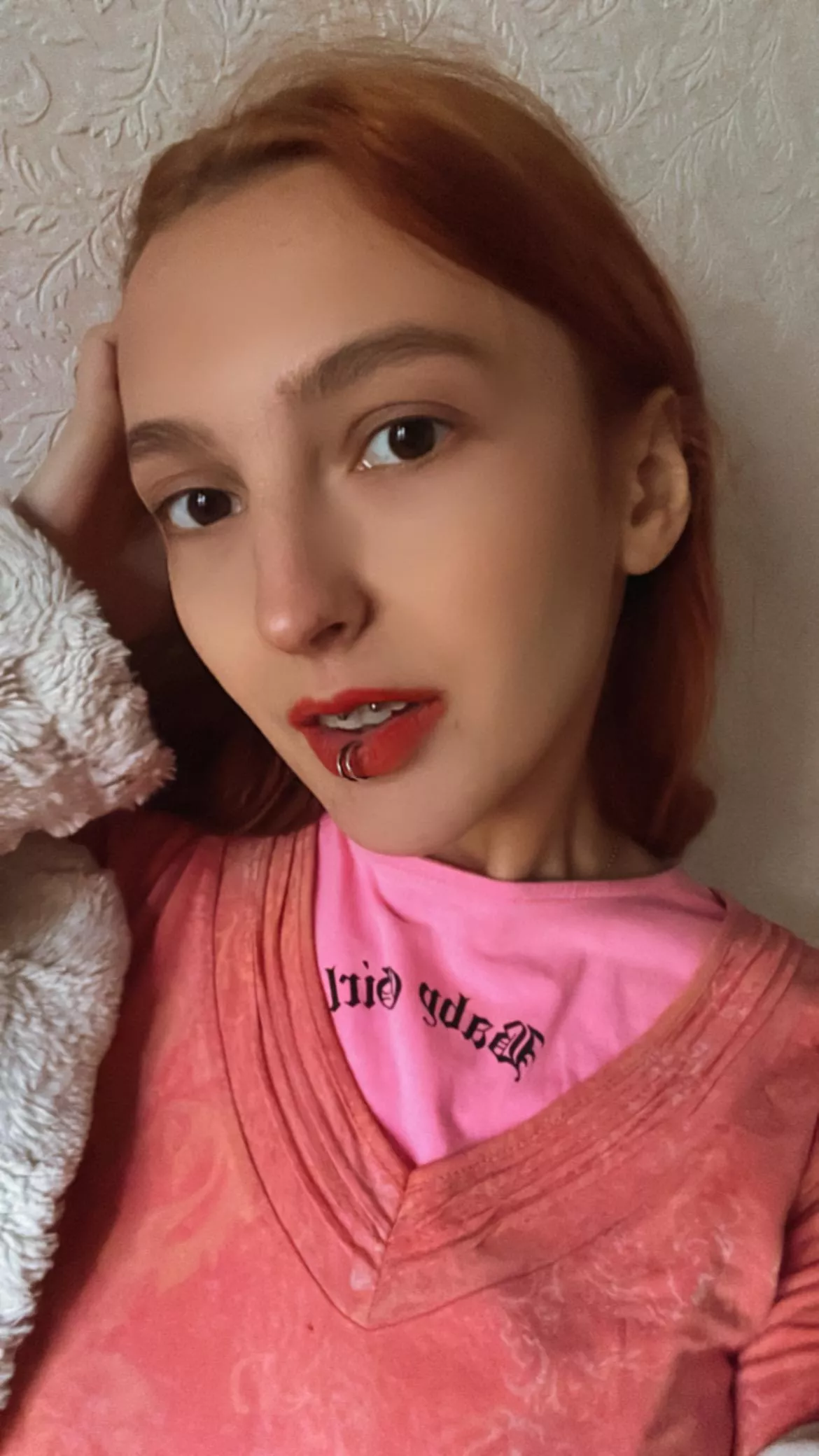 hi , my first post here 🥰 posted by FeelingNecessary9413