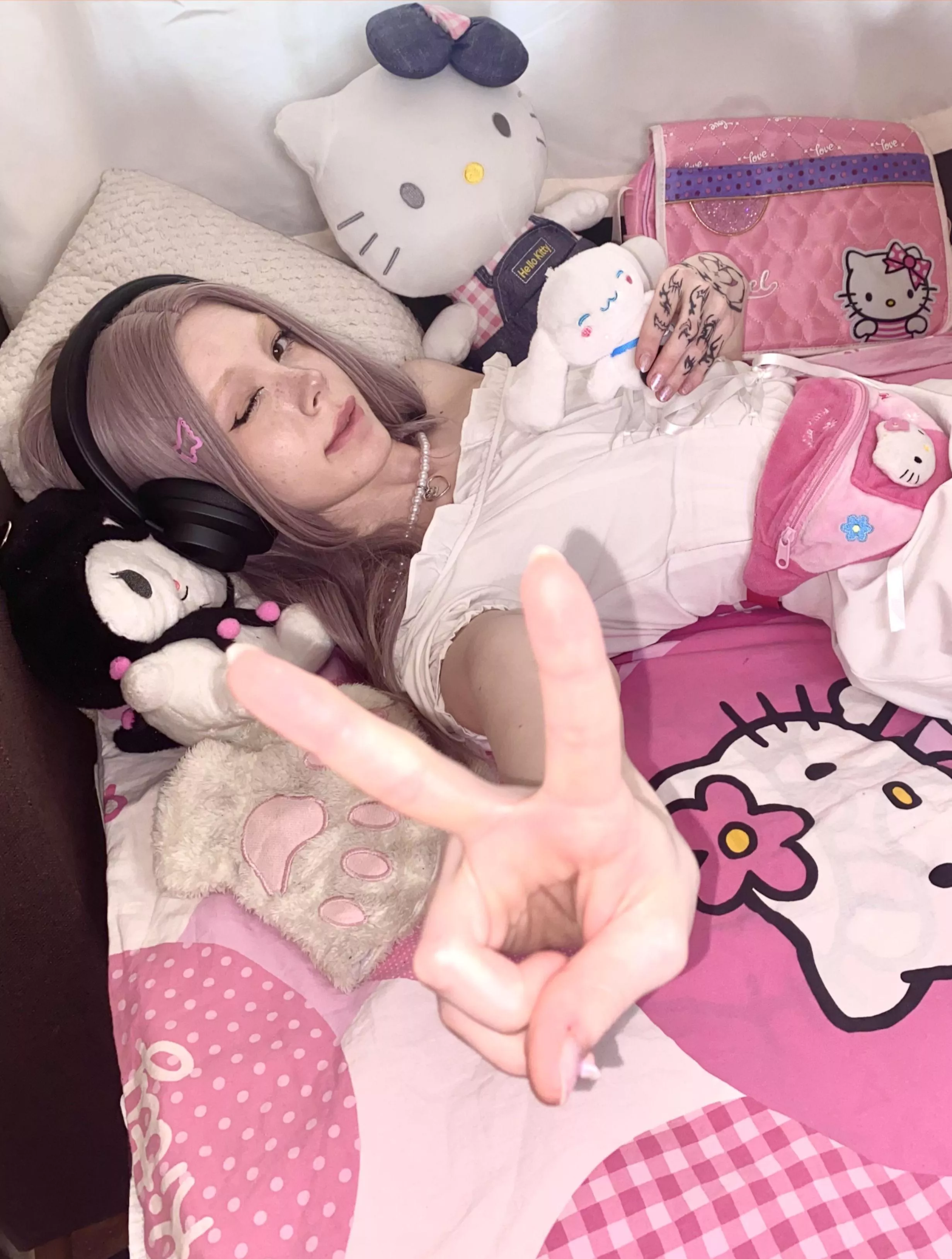 one of the hello kitty by Molly posted by DecayTattoo