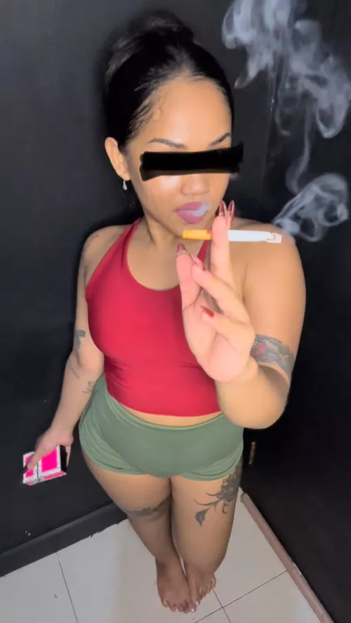 Filling My lungs after gym😘 by Careful-Skin-2876