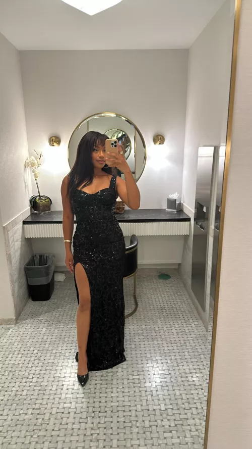 Quiana Onrae'l Holmes by earlydirt789