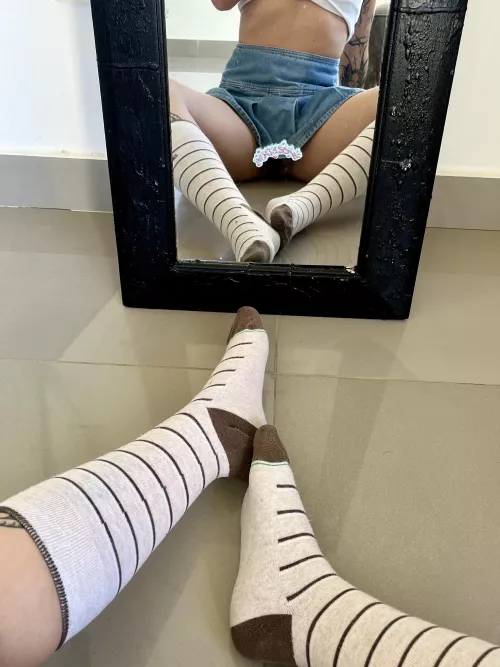 Comfy at home by kimisias