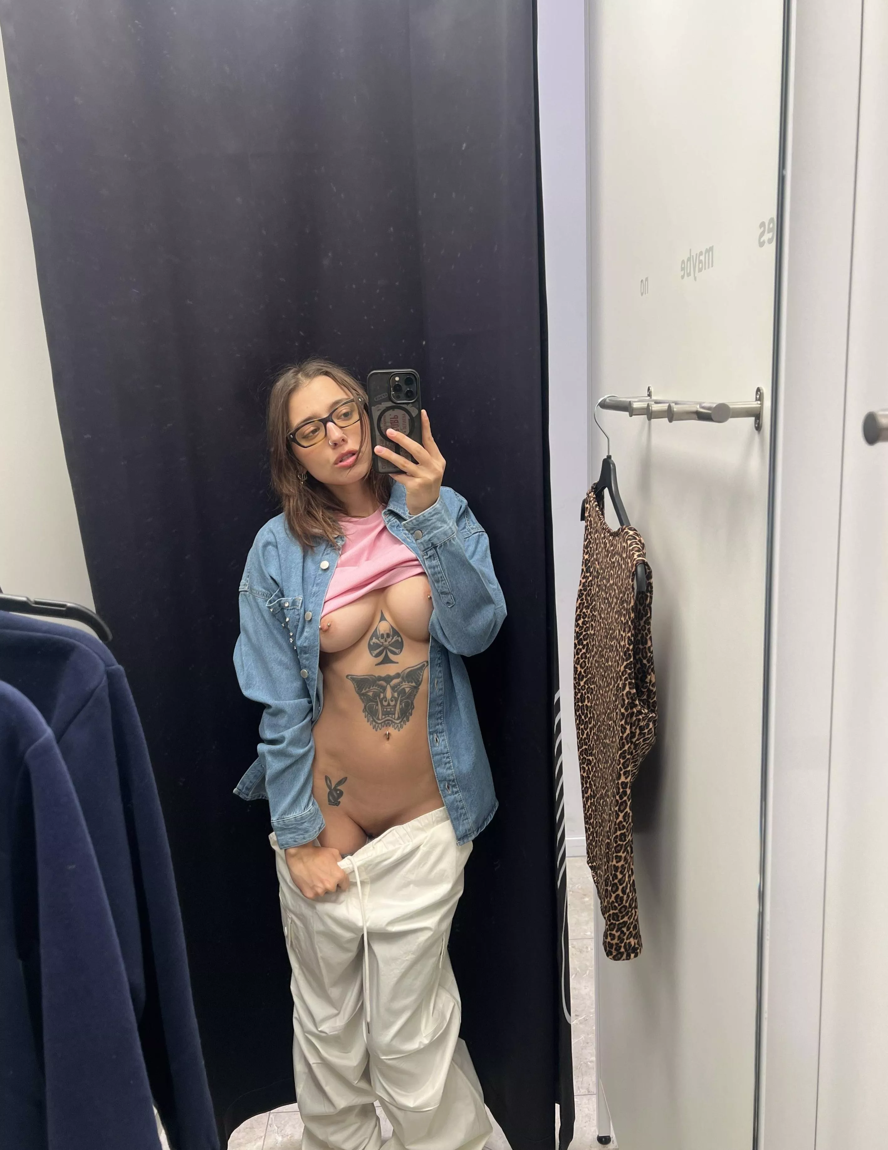 I take selfies before every new outfit posted by Lovely__Punk