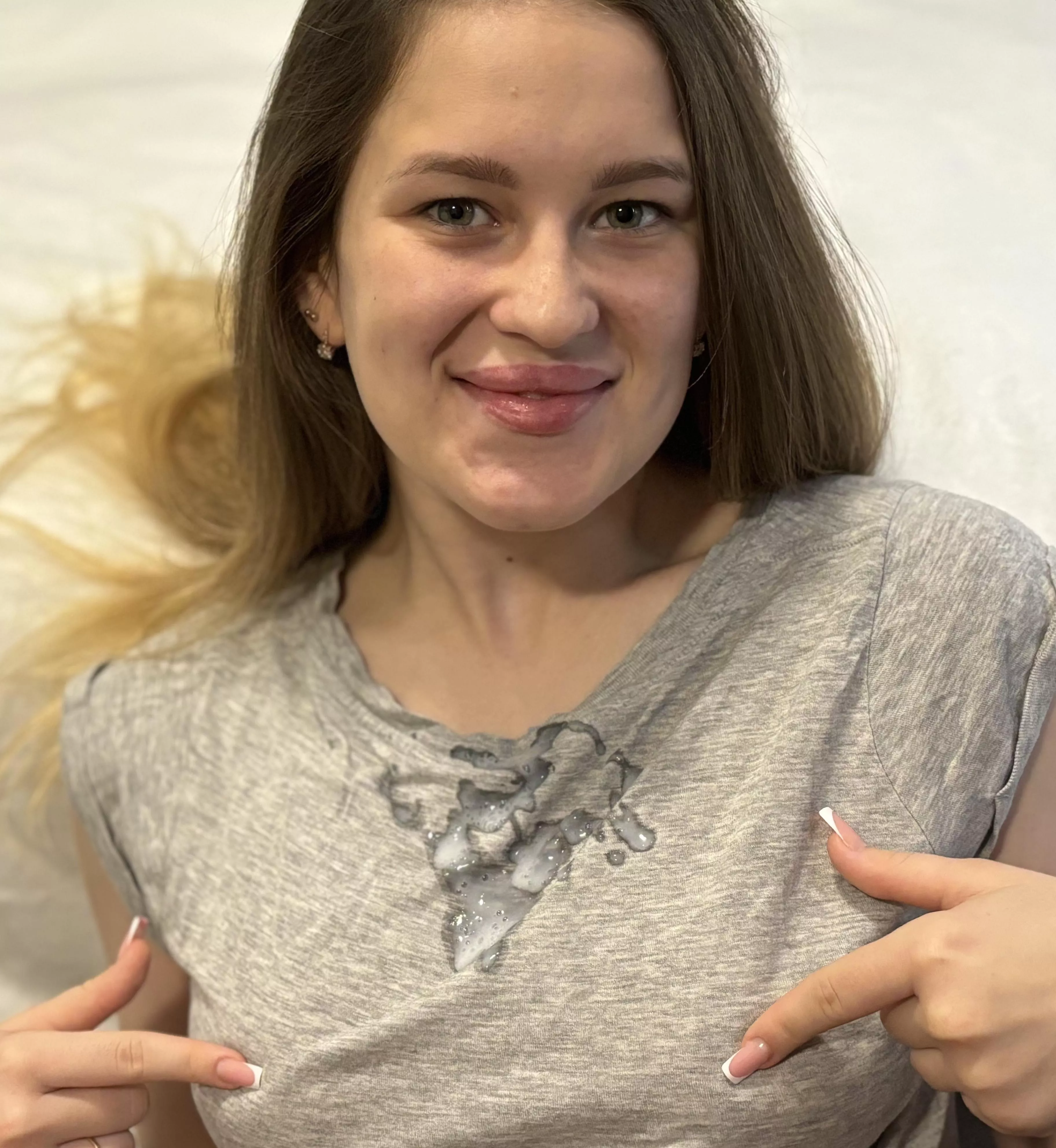 I've heard that cum moisturizes my big tits well through this t-shirt posted by hootpeppers