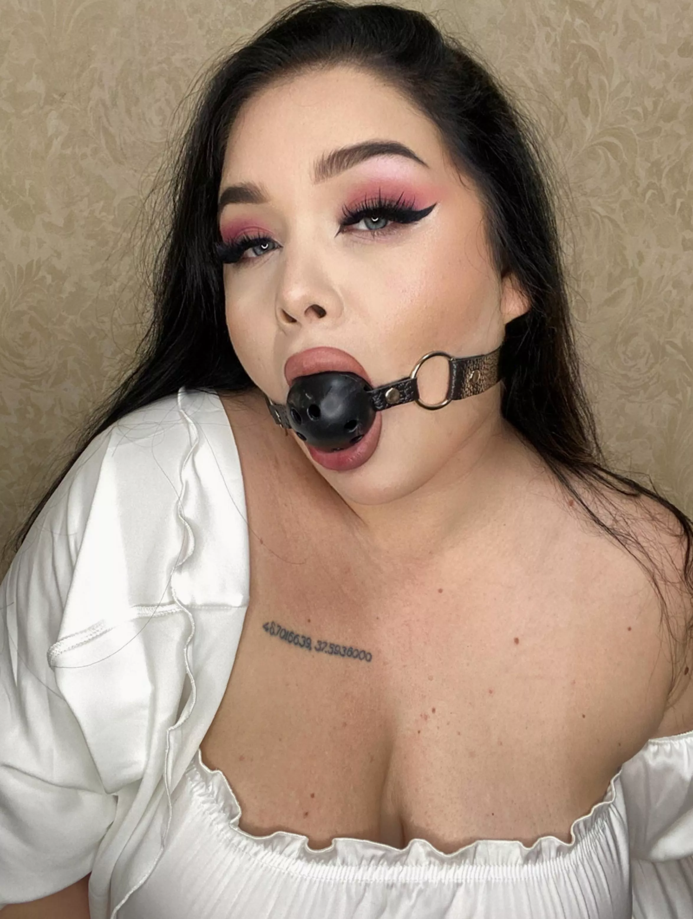 Put your balls in my mouth instead of a gag and make me drool posted by plumbdaddy3