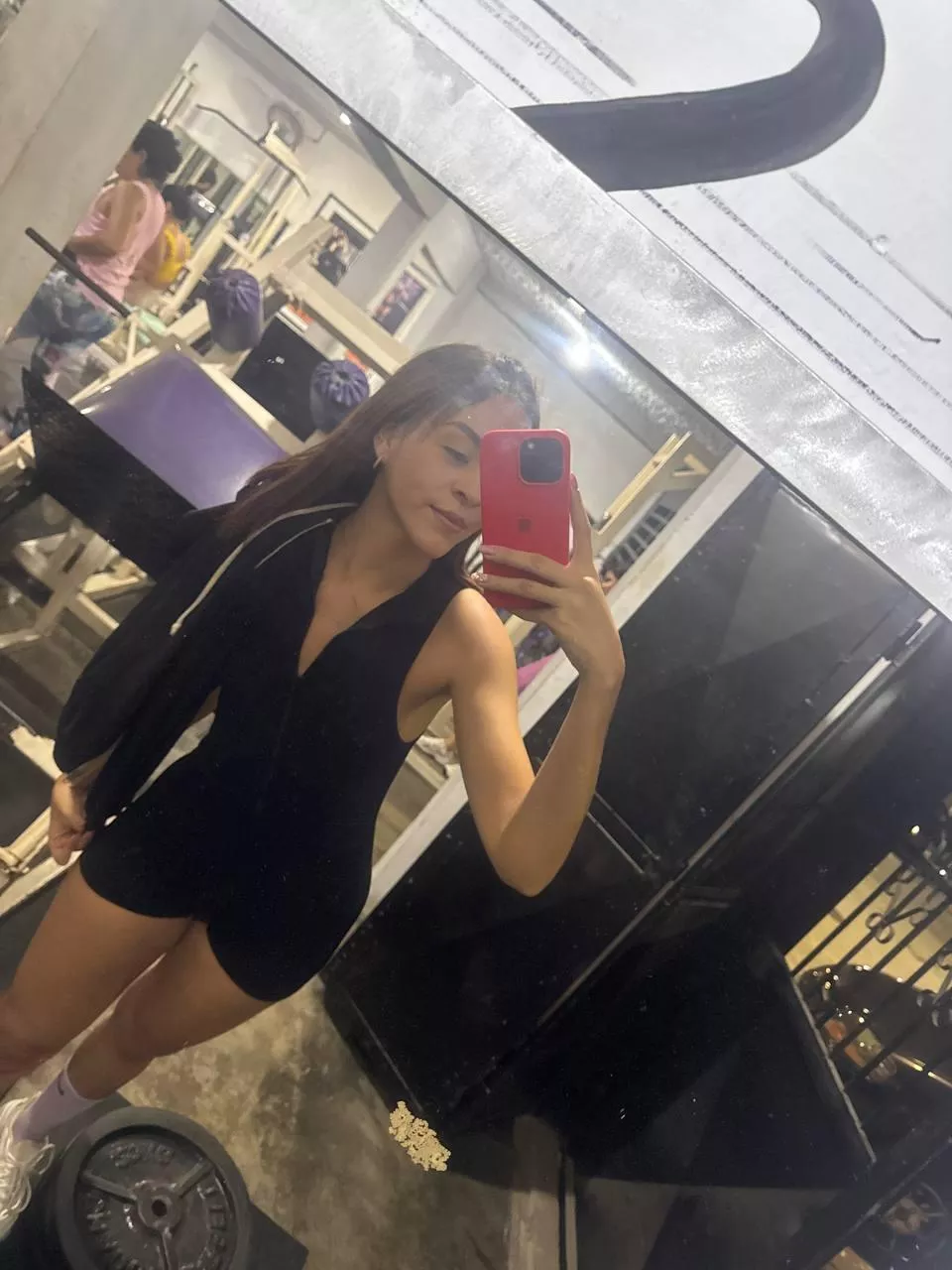 [Selling] come to me and get some fun darling, im available for [sext] [cam] [vid] [pic] [gfe] [rate] posted by IsaDestxx