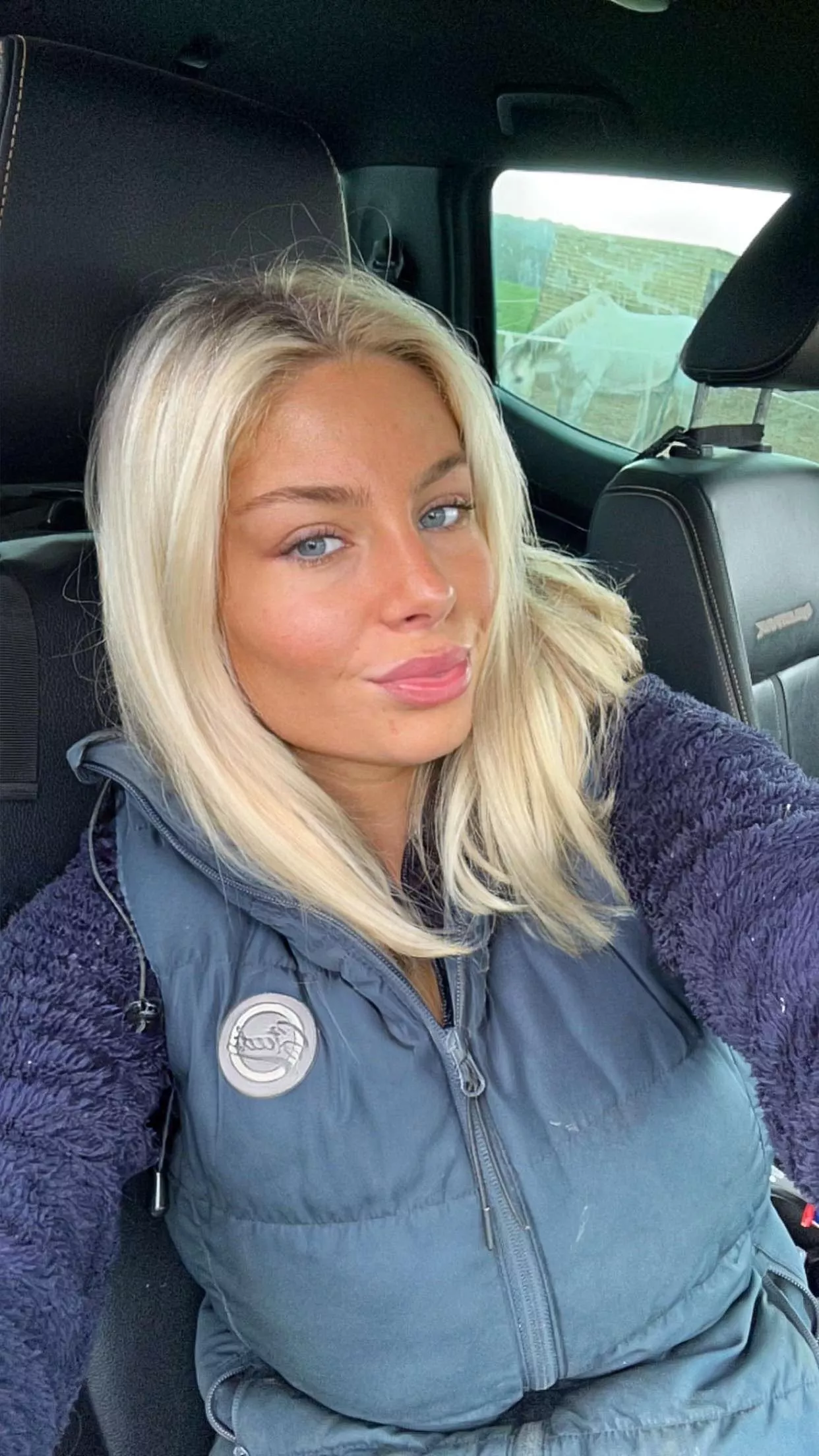 Would you class me as cute or sexy posted by Prestigious-Rain1354