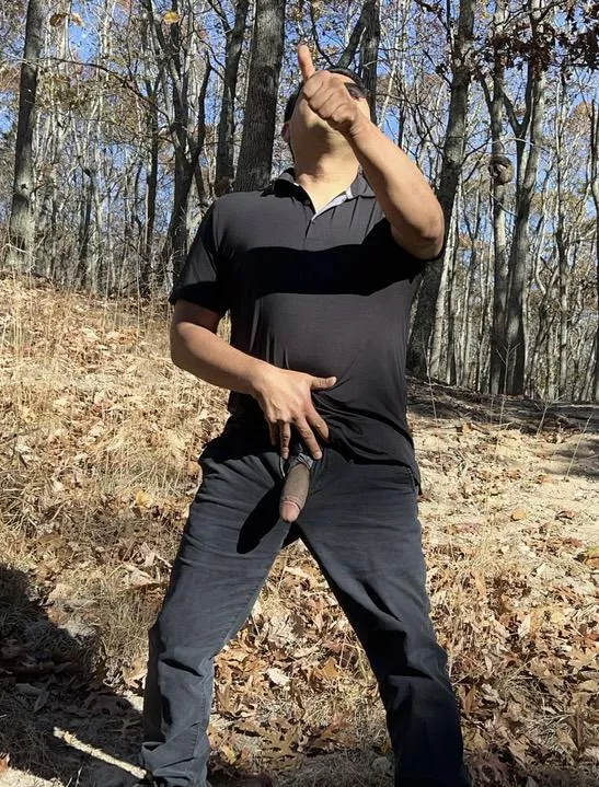 Hanging out.., posted by Carlos3783