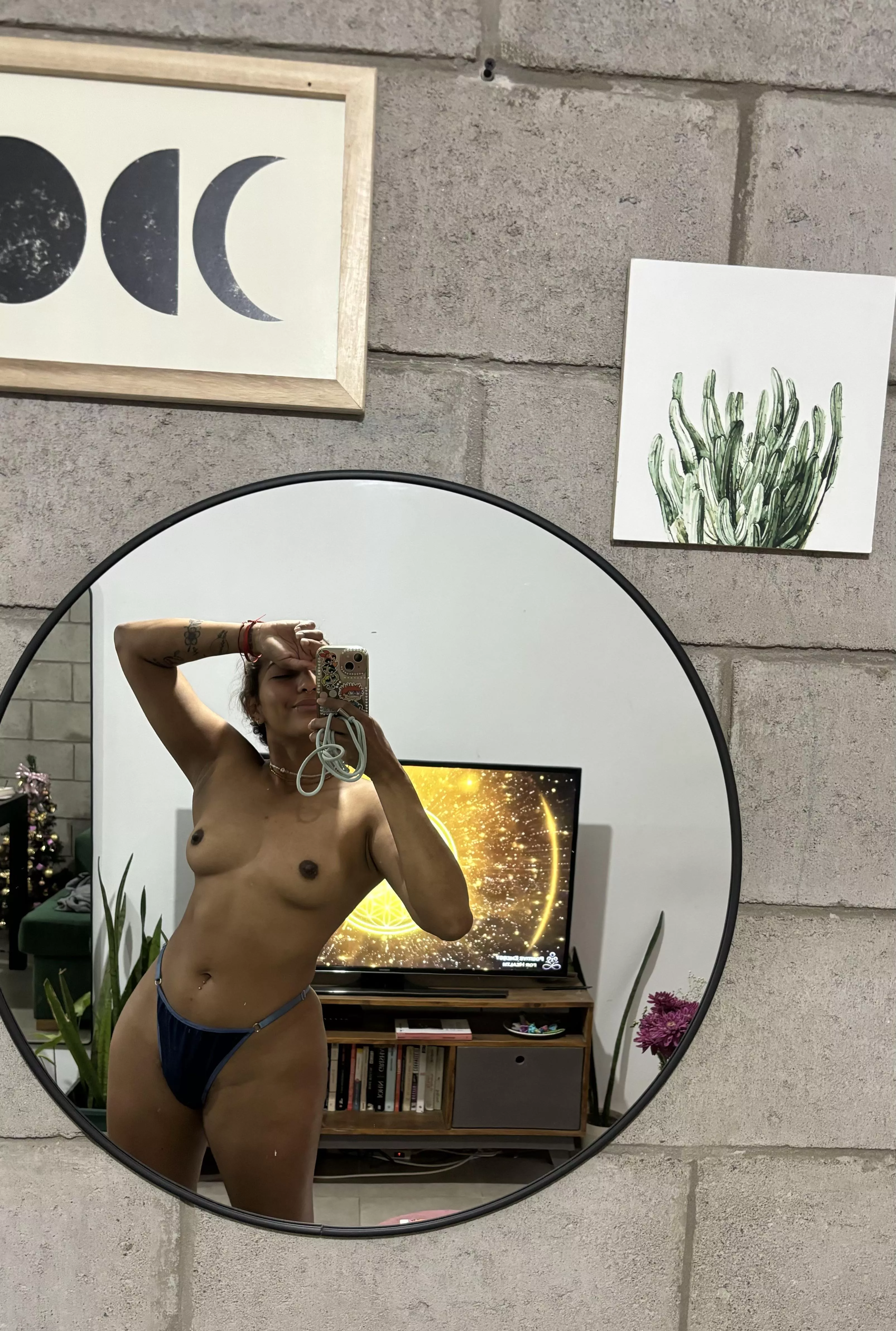 I feel like I'm part of a painting posted by missbolivar