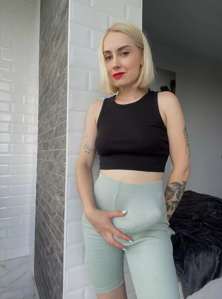 I'll save you from your boring sex life.
 posted by JennasJubilee