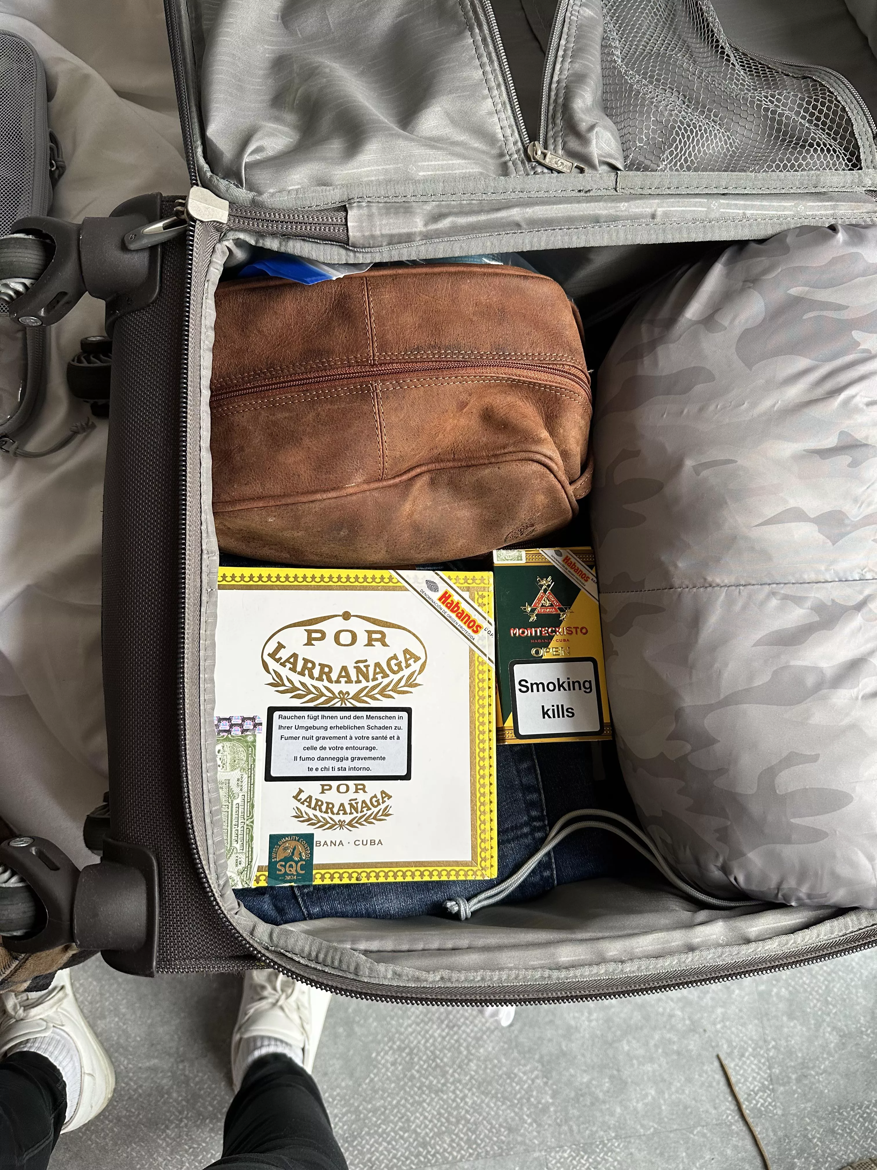 My 2nd Box of Cubans; 25 Por Larranaga Montecarlos posted by Impossible_Okra7076