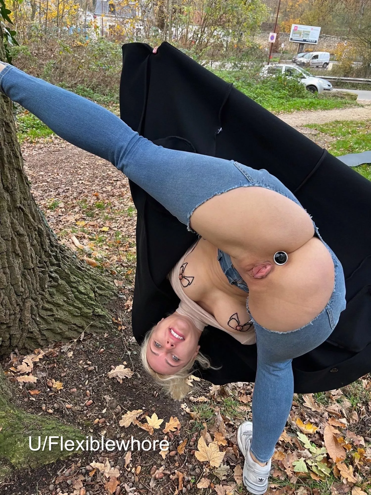 no pain, no gain 😜 posted by Flexiblewhore