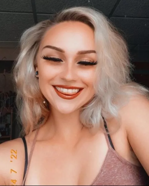 Old pic but it’s cute so 🤷🏼‍♀️🥰 by xxxkitty26