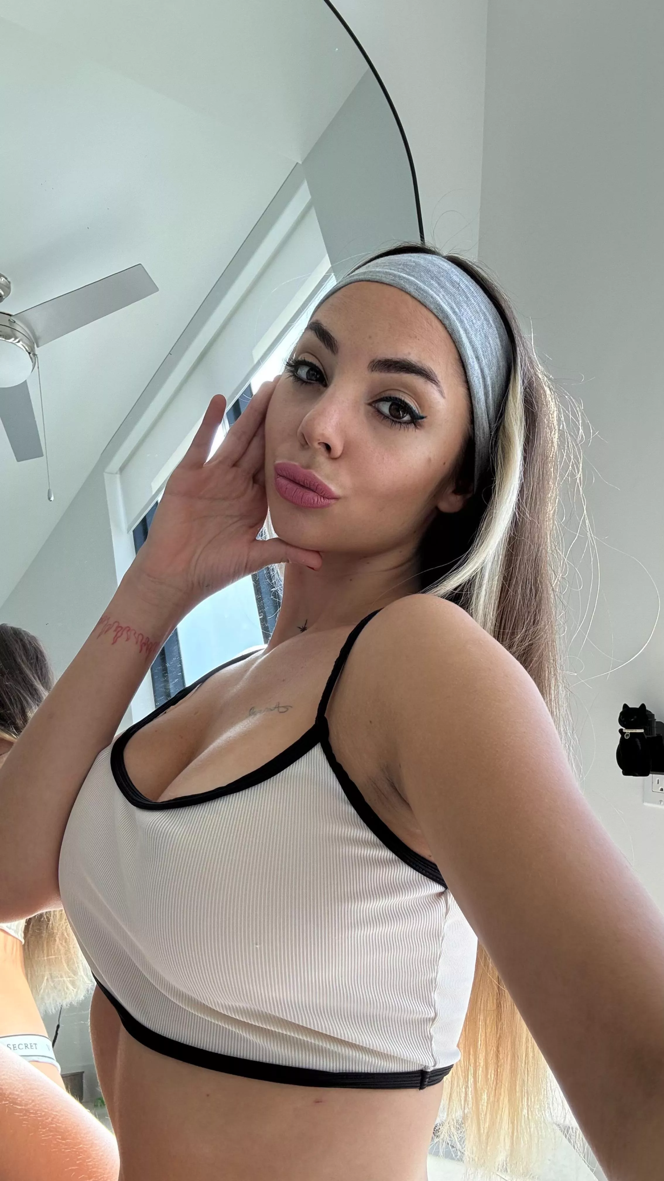 Perfect angle posted by juicy__pink__peachy