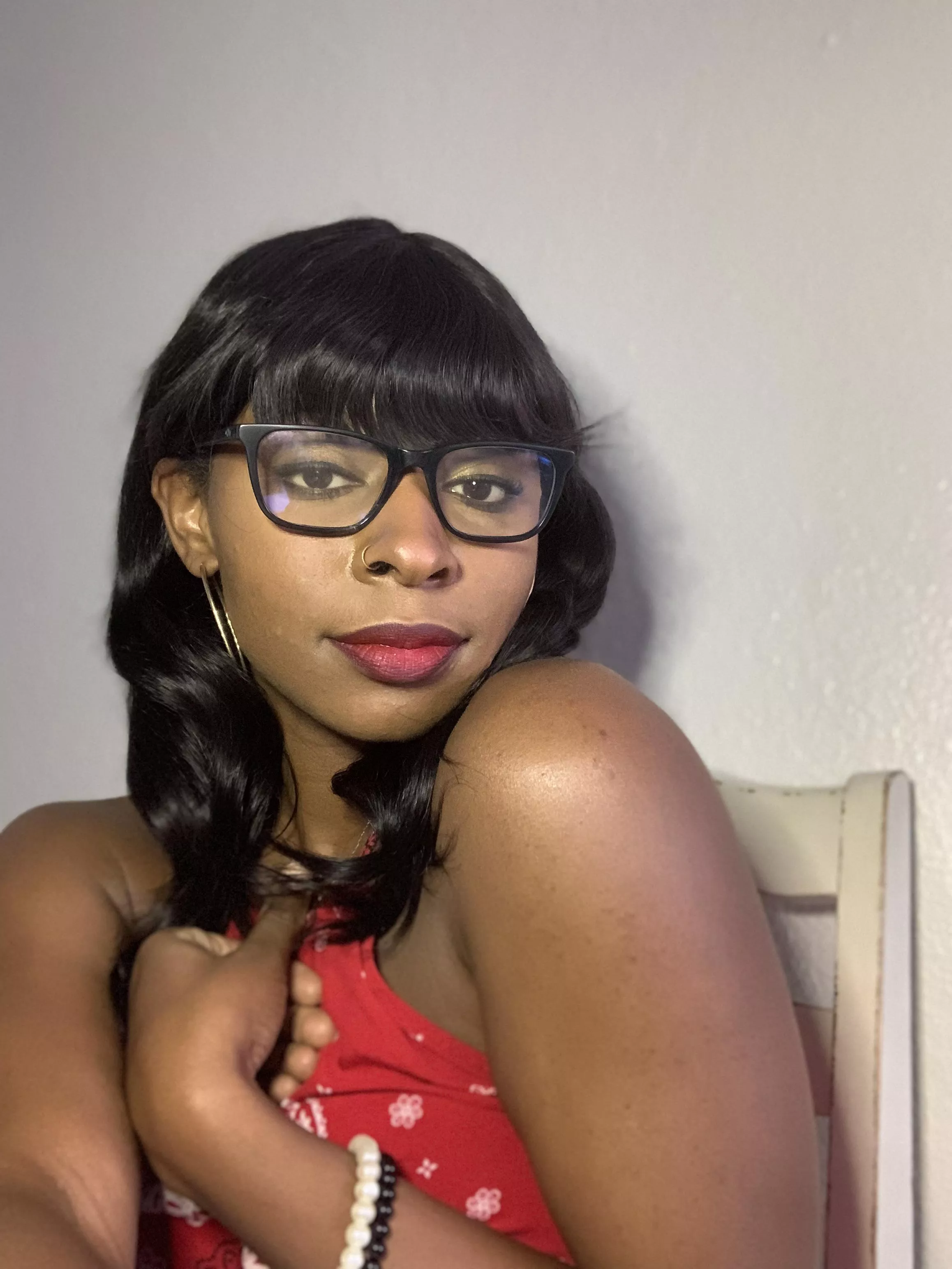 Remind me… why should I allow YOU 🫵🏾 to be MY💅🏾 finsub? Show me how appreciative you are for an opportunity to serve at my feet. Allow my melanin to control your thoughts, actions & desires. I am your deity now💋 bring your offerings, posted by GoddessLuxuria