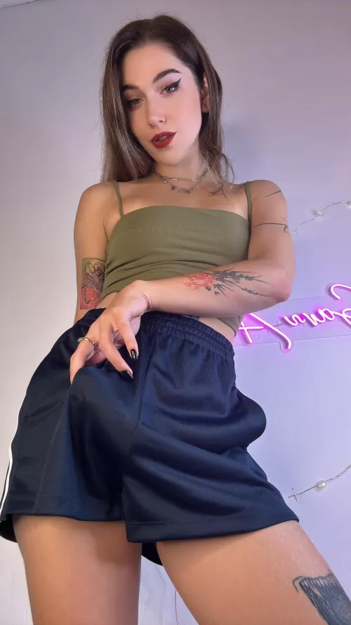 When the secret becomes irresistible by BrandiedCherry