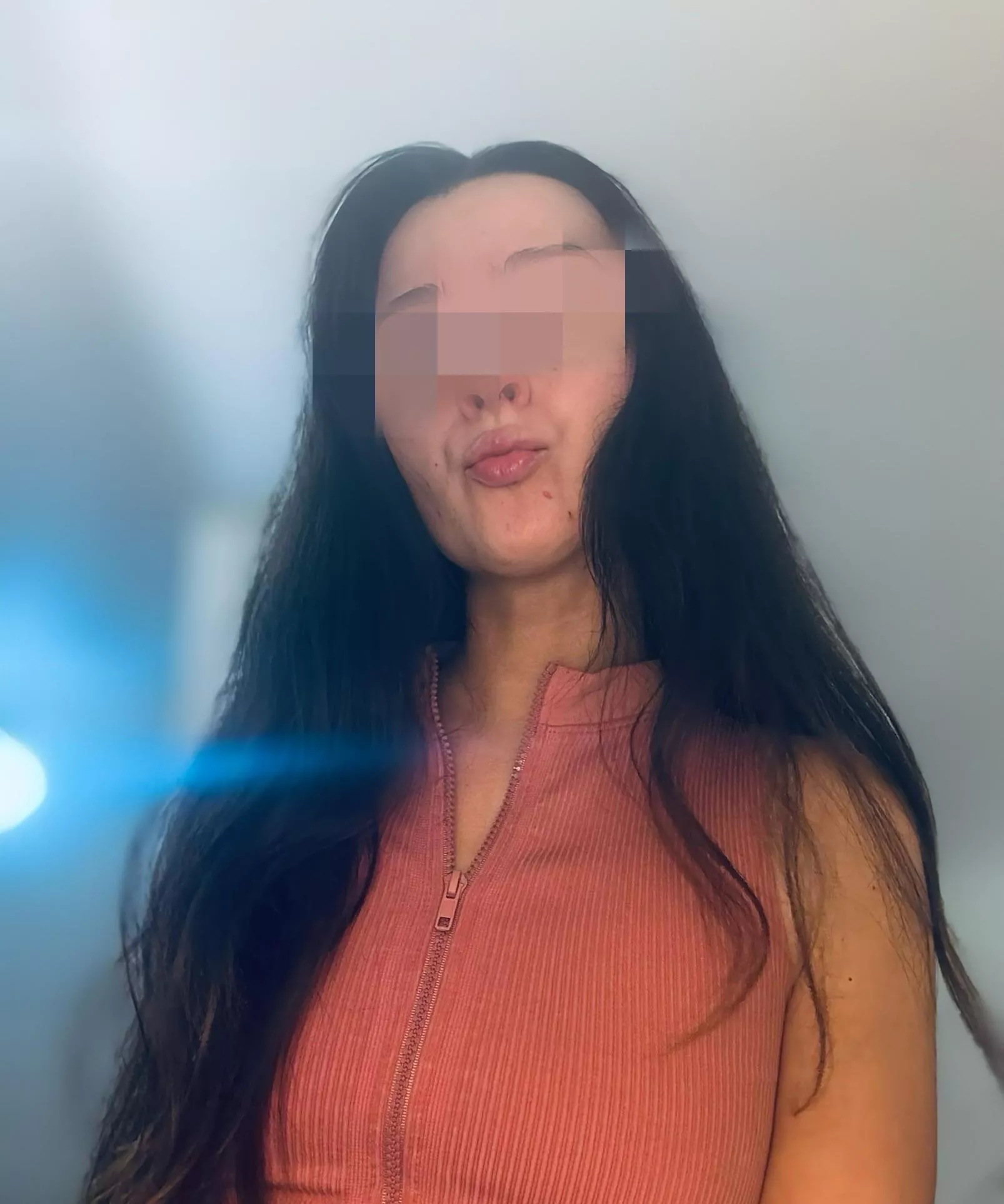 Woke up with an apetite for a drain. Care to satisfy it? posted by GoddessLyra1901