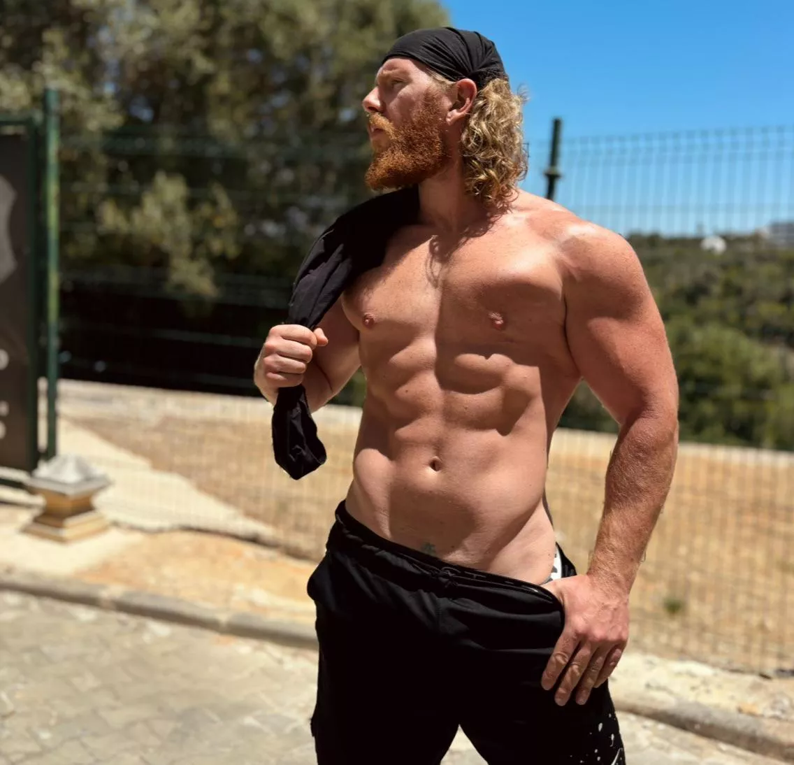 Worship the ground I walk on. posted by Ok-Philosopher-9562