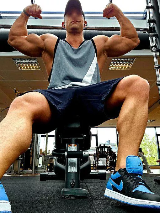 worship the peaks posted by GermanMuscleBoss